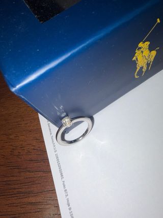 Anillo solitario con diamante