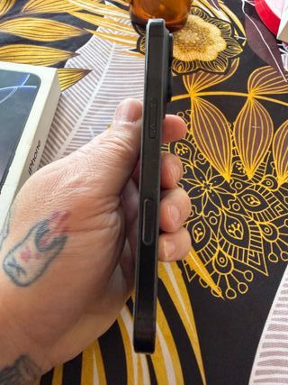 iPhone 16 Pro 128GB Negro Espacial