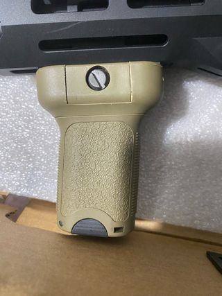 Empuñadura Táctica Airsoft Tan