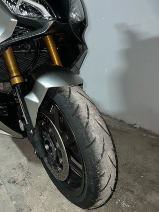 Honda Forza 750 Plata/Negro