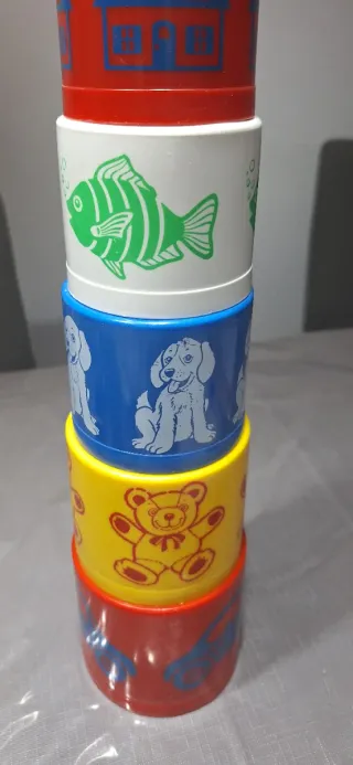Cubos apilables de juego para bebé. Años 80