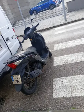 Moto 125cc Scooter Negra Sym symphony