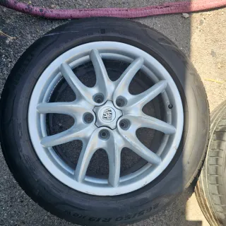 Llantas Porsche 19 con neumáticos