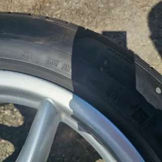 Llantas Porsche 19 con neumáticos