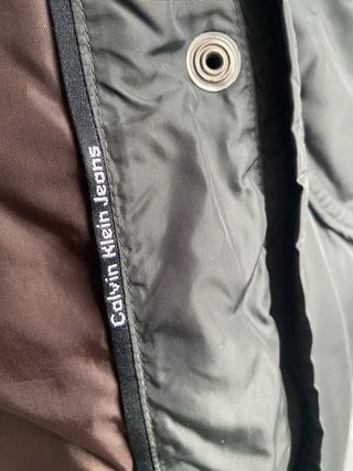 Anorak de plumas Calvin Klein verde