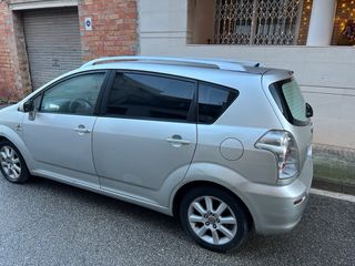 Toyota Verso 2005