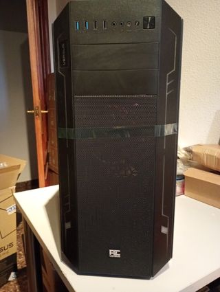 VSPC4 TORRE gamínG RGB metacrilato 5 ventiladores