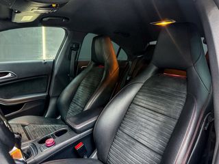 Mercedes-Benz Clase CLA AMG NIGHT