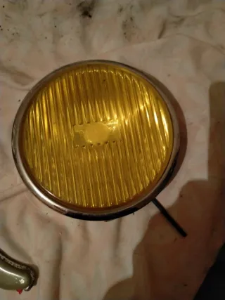 Faro Antiguo Amarillo