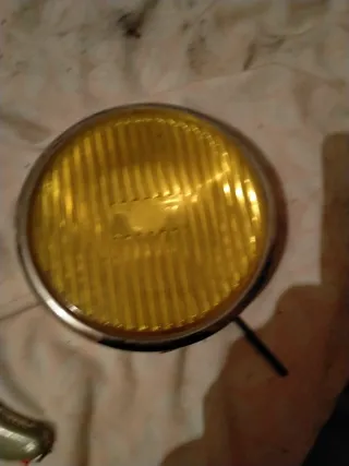 Faro Antiguo Amarillo