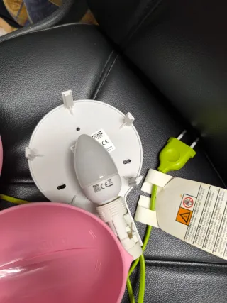 Lámpara pared flor rosa