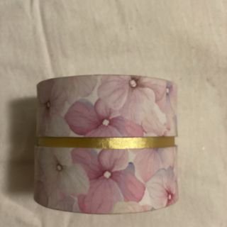 Scatolina rotonda decorata con fiori