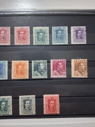 Serie completa España 1922/30. 18 valores.