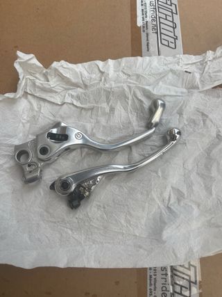 Manetas Brembo Husqvarna 701 Enduro 2023