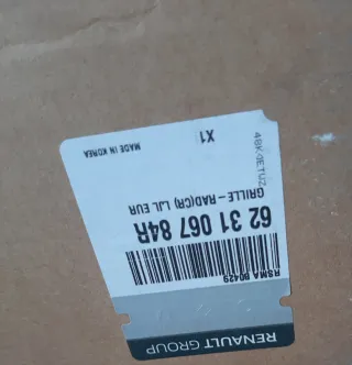 Parrilla Delantera Renault Arkana