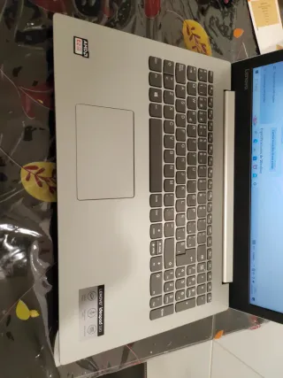 Portatile Lenovo Ideapad 330 Argento