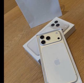 iPhone 17 Pro Max Plata