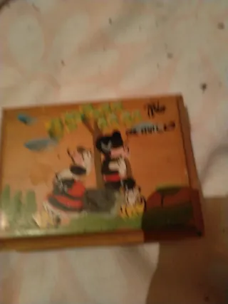 Caja de madera decorada