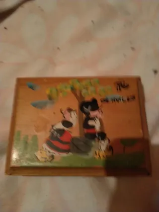 Caja de madera decorada