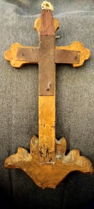 Antico Crocifisso dorato