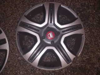 4 Tapacubos dacia sendero R16