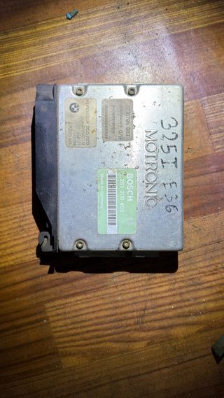 Unidad de control motor BMW 325i E36