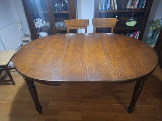 Mesa de comedor de madera maciza