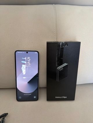 Samsung Galaxy Flip 6