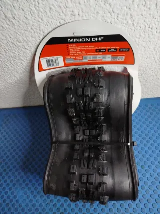 Neumático Maxxis Minion DHF 27.5x2.50WT