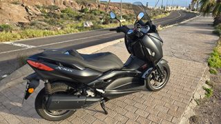 Yamaha XMAX Iron Max 2019 Negra