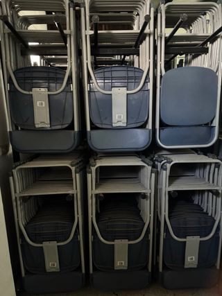 390 Sillas plegables catering + carro