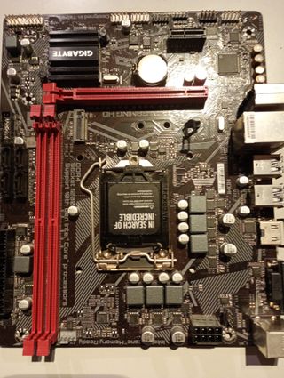 Combo Placa Base Gigabyte B460M + Intel i3