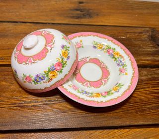 Mantequillera Porcelana Inglesa Floral Rosa
