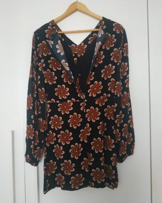 Vestido estampado floral manga larga