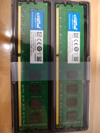 2x 8GB DDR3L-1600 UDIMM Crucial