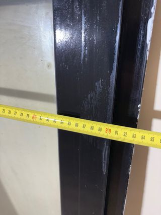 Ventana aluminio marrón