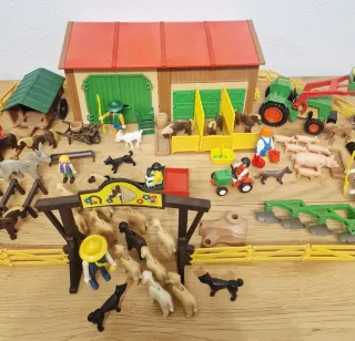 Granja Playmobil con animales y tractor