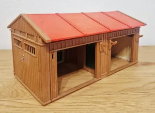 Granja Playmobil con animales y tractor