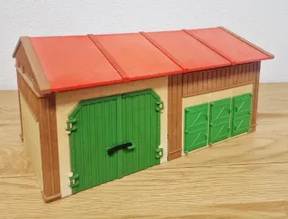 Granja Playmobil con animales y tractor