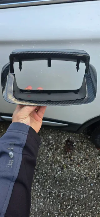 Cubre pantalla carbono Renault Megane 3