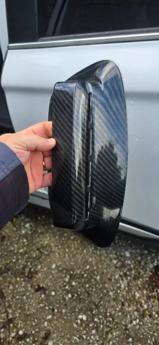 Cubre pantalla carbono Renault Megane 3