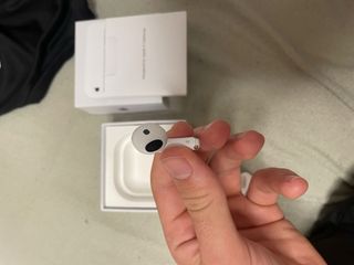 AirPods 4ª Gen como nuevos