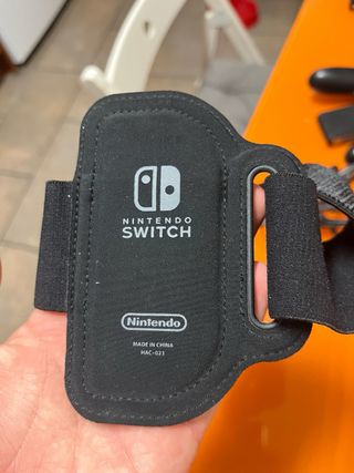Nintendo Switch + Accesorios Originales