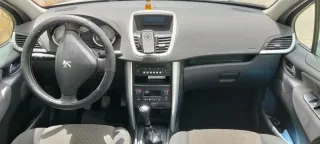 Peugeot 207 2012