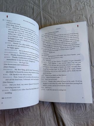 Libro : English: Hamlet + CD