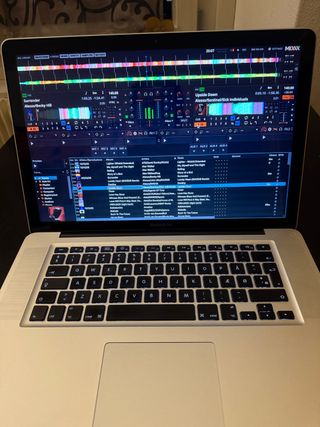 MacBook Pro 15” i5 Perfetto per Retrogaming & DJ!