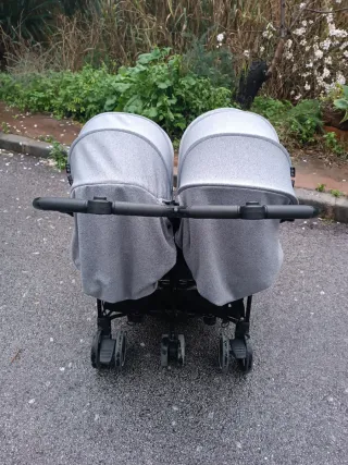 Sillas gemelares Baby Monsters