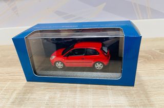Ford Fiesta 1/43 Minichamps Rojo