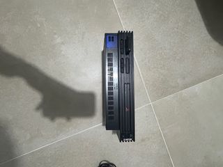 PlayStation 2 Negra + Mando y Cables