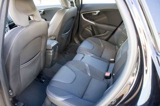 Volvo V40 2.0i T2 2019